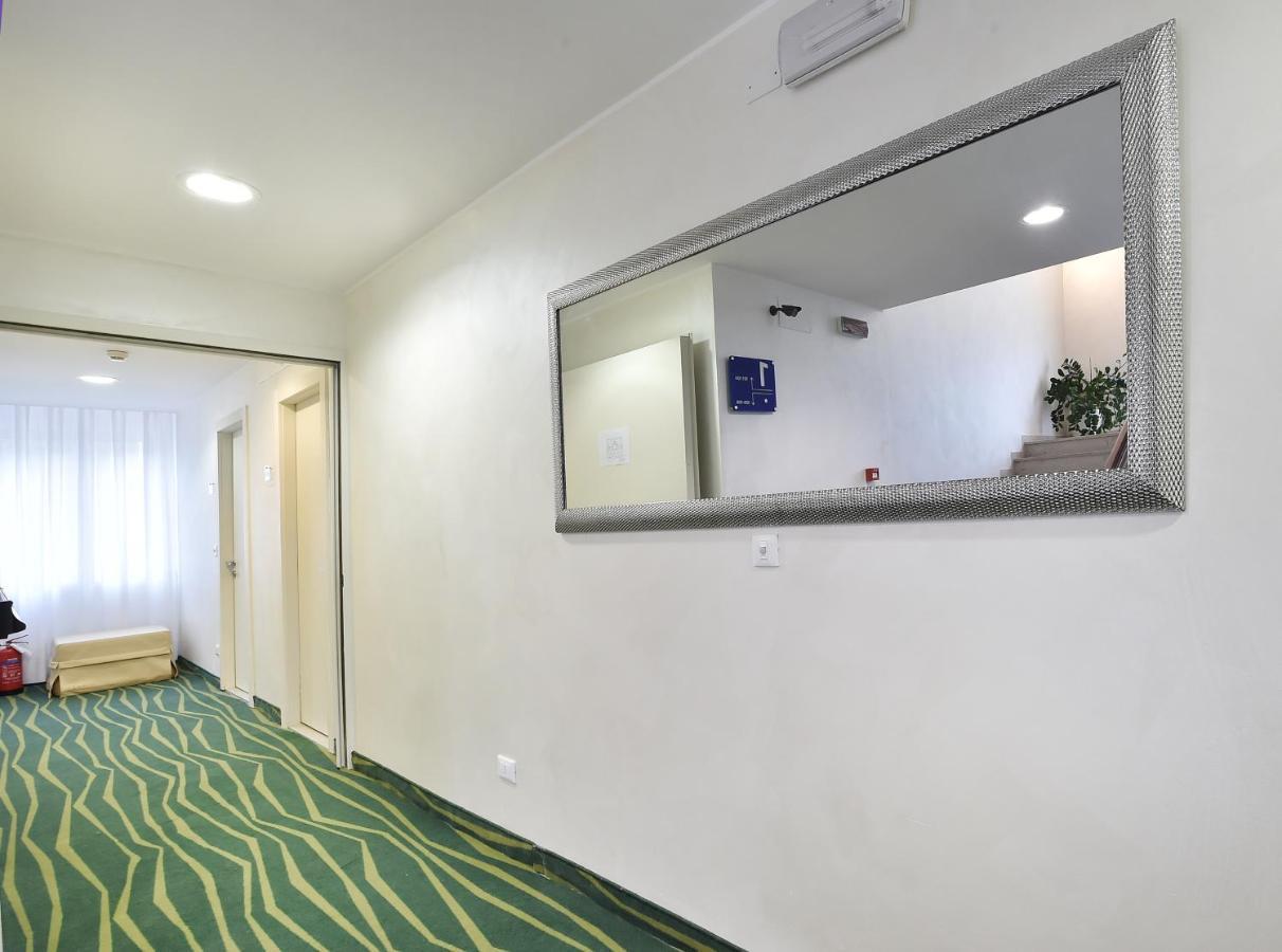 Hotel Meuble Nazionale لينانو سابيادورو المظهر الخارجي الصورة