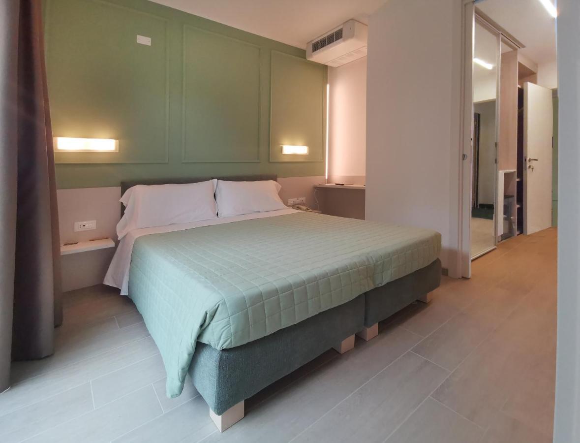 Hotel Meuble Nazionale لينانو سابيادورو المظهر الخارجي الصورة